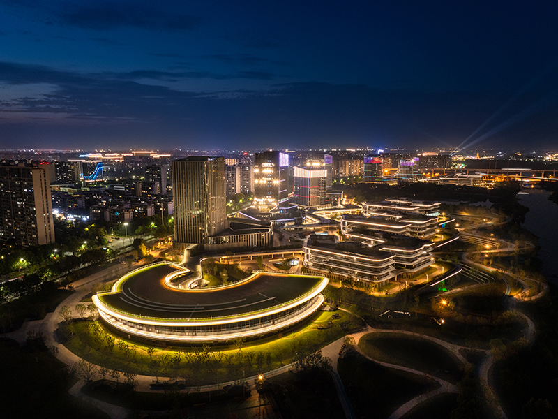 芜湖梦溪科创走廊夜景。鸠江区委宣传部供图